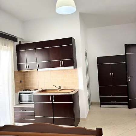 Πανσιόν Stone 3*